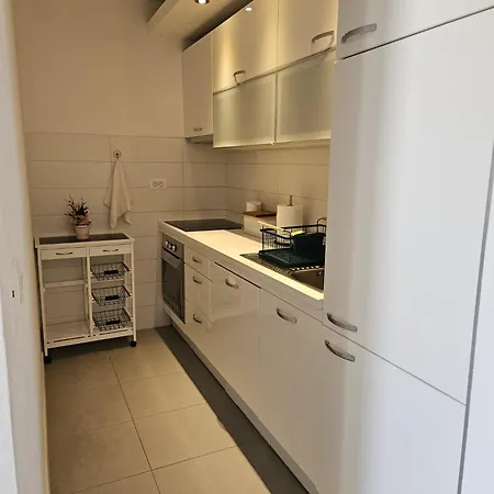 Apartment Bracera Znjan - Free Parking